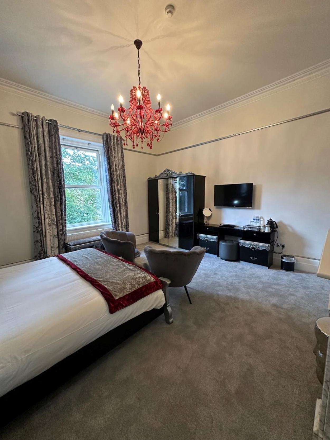 Derby Manor Bed & Breakfast Bournemouth Exterior photo